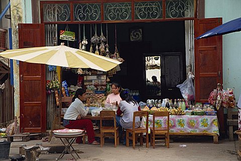 People sitting outside restaurant, Luang Prabang, Laos, Indochina, Southeast Asia, Asia