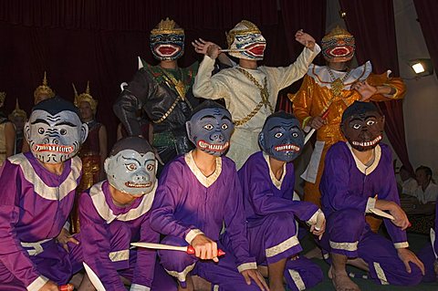 Traditional dancers, Luang Prabang, Laos, Indochina, Southeast Asia, Asia