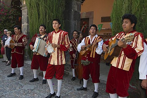 Mariachi Band, San Miguel de Allende (San Miguel), Guanajuato State, Mexico, North America