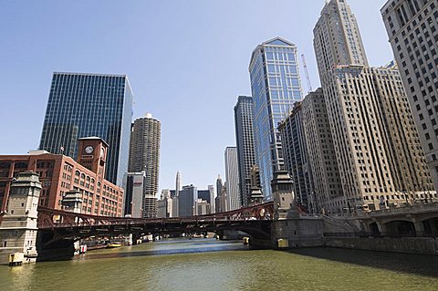 Bridge over the Chicago River, Chicago, Illinois, United States of America, North America