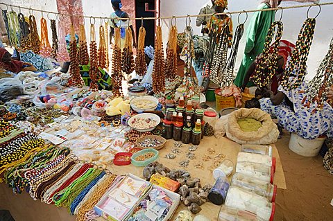 Market at Ngueniene, near Mbour, Senegal, West Africa, Africa