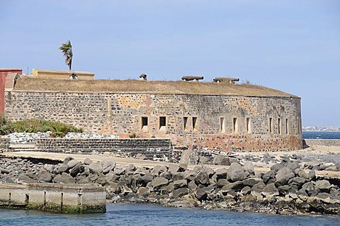 D'Estr•À?es Fort now a museum of slavery, Goree Island, UNESCO World Heritage Site, near Dakar, Senegal, West Africa, Africa