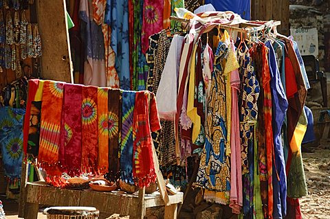 Market for tourists, Goree Island, near Dakar, Senegal, West Africa, Africa