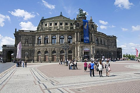 Semper Opera House in Theaterplatz, Dresden, Saxony, Germany, Europe