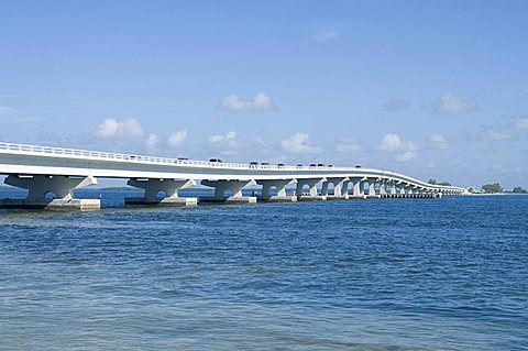 Bridge connecting Sanibel Island to mainland, Gulf Coast, Florida, United States of America, North America