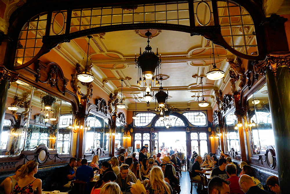 Majestic Cafe, Porto (Oporto), Portugal, Europe