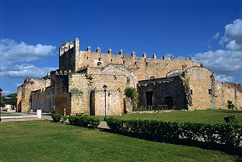 Iglesia de San Bernardino de Siena, Valladolid, Yucatan, Mexico, North America