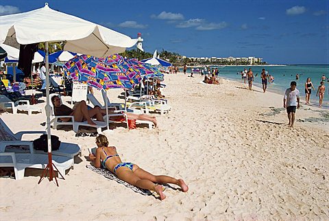 Playa del Carmen, south of Cancun, Yucatan, Mexico, North America