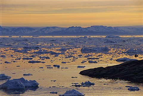 Icebergs from the icefjord, Ilulissat, Disko Bay, Greenland, Polar Regions