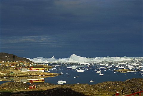 Icebergs from the icefjord, Ilulissat, Disko Bay, Greenland, Polar Regions