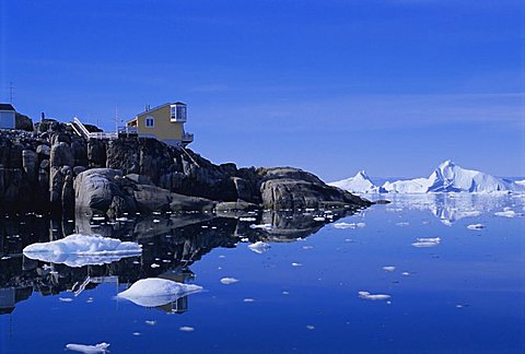 Icebergs from the icefjord, Ilulissat, Disko Bay, Greenland, Polar Regions