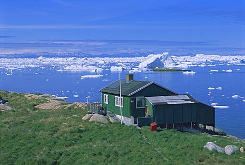 Settlement of Iliminaq, Disko Bay, Greenland, Polar Regions