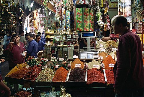 Spice stall in the Bazaar, Istanbul, Turkey, Europe