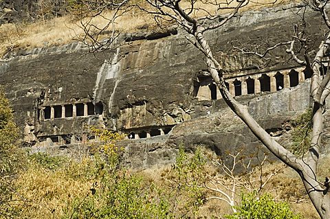 Ajanta Cave complex, Buddhist Temples carved into solid rock dating from the 5th century BC, UNESCO World Heritage Site, Ajanta, Maharashtra, India, Asia