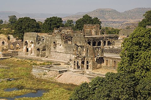 Champa Baoli in the Royal Enclave, Mandu, Madhya Pradesh state, India, Asia