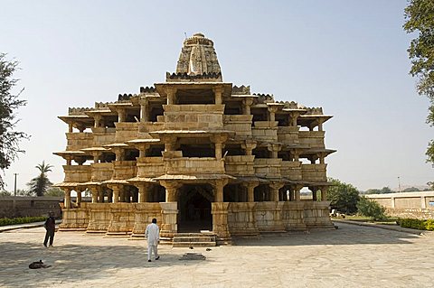 Shiva Temple dating from the 10th century, near Dungarpur, Rajasthan state, India, Asia