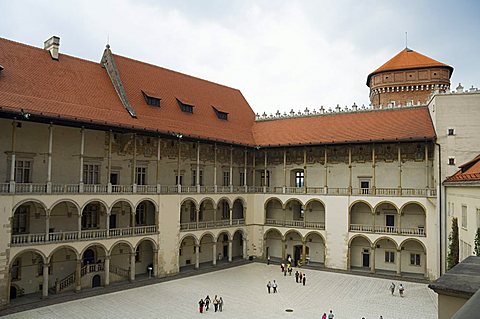 The Royal Palace, Royal Castle area, Krakow (Cracow), UNESCO World Heritage Site, Poland, Europe