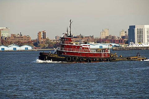 Tug on Hudson River, Manhattan, New York City, New York, United States of America, North America