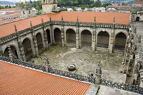 Cloisters from roof of Santiago Cathedral, UNESCO World Heritage Site, Santiago de Compostela, Galicia, Spain, Europe