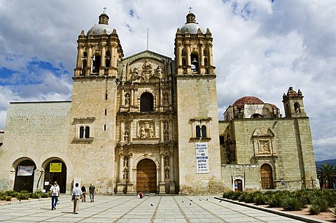 Church of Santo Domingo, Oaxaca City, Oaxaca, Mexico, North America