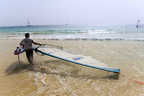 Wind surfing at Santa Maria on the island of Sal (Salt), Cape Verde Islands, Africa