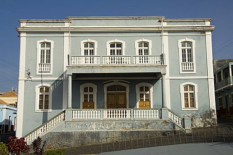 Old colonial style building, Sao Filipe, Fogo (Fire), Cape Verde Islands, Africa