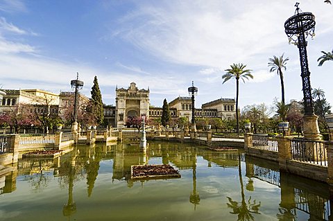 The Neo Renaissance Pavellon de las Bellas Artes now the Museum of Archaeology (Museo Arqueologico), Plaza de America, Parque Maria Luisa, Seville, Andalusia, Spain, Europe