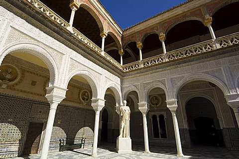 View of the Patio Principal in Casa de Pilatos, Santa Cruz district, Seville, Andalusia, Spain, Europe