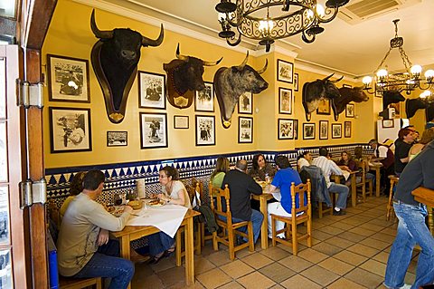 Tapas bar and restaurant in the El Arenal area near the bull ring, Seville, Andalusia, Spain, Europe