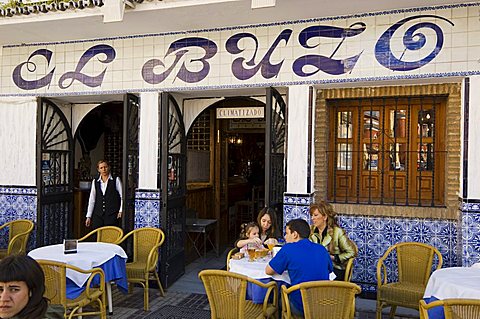 Tapas bar and restaurant in the El Arenal area near the bull ring, Seville, Andalusia, Spain, Europe