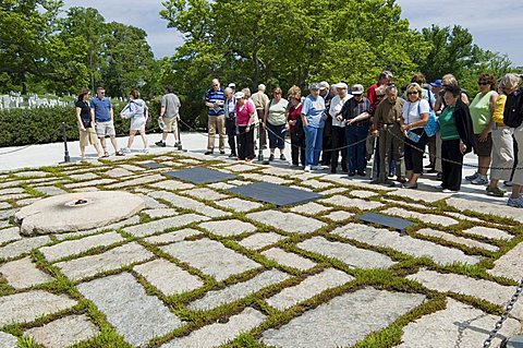 Tomb of John F. Kennedy and Jackie Kennedy at Arlington National Cemetery, Arlington, Virginia, United States of America, North America