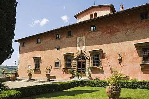 The Villa Vignamaggio, used in film Much Ado About Nothing, a wine producer whose wines were the first to be called Chianti, near Greve, Chianti, Tuscany, Italy, Europe