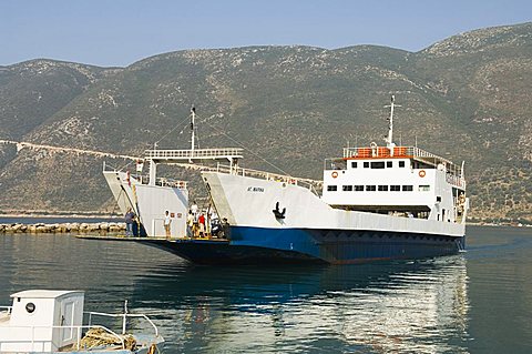 Ferry from Kefalonia, Vasiliki, Lefkada (Lefkas), Ionian Islands, Greek Islands, Greece, Europe