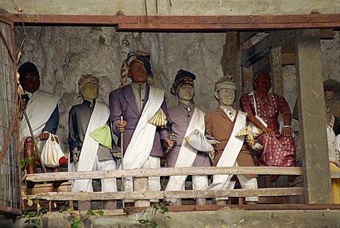 Wall tombs, Toraja area, Sulawesi, Indonesia, Southeast Asia, Asia