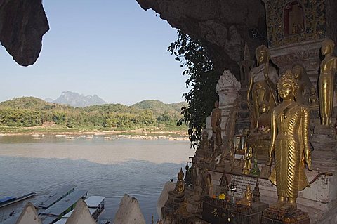 Buddhas in Pak Ou caves, Mekong River near Luang Prabang, Laos, Indochina, Southeast Asia, Asia