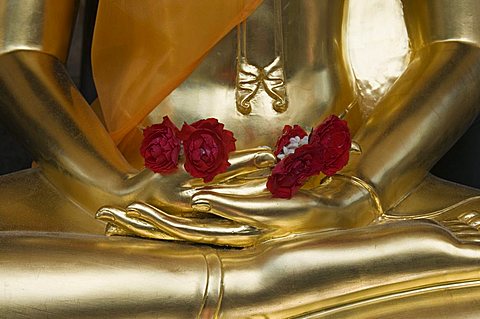 Buddha statue at Sukhothai Traimit temple, Bangkok, Thailand, Southeast Asia, Asia