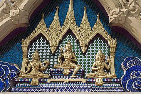 Buddhas at Sukhothai Traimit temple, Bangkok, Thailand, Southeast Asia, Asia