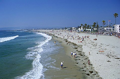 The beach at Ocean Beach, San Diego, California, United States of America (U.S.A.), North America