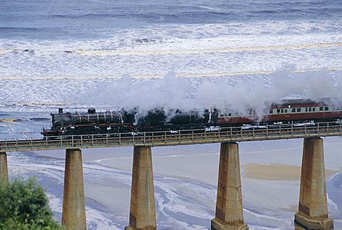 Garden Route, Outeniqua Choo-Tjoe on Kaimaans River Bridge, South Africa