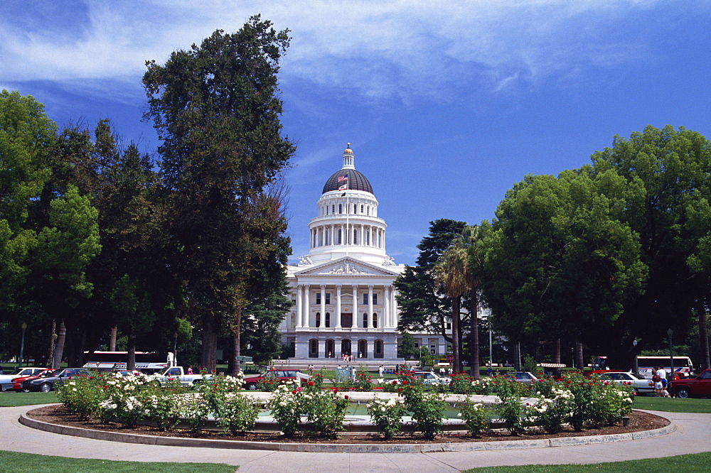 Exterior of the State Capitol Building, built in 1874, Sacramento, California, United States of America, North America