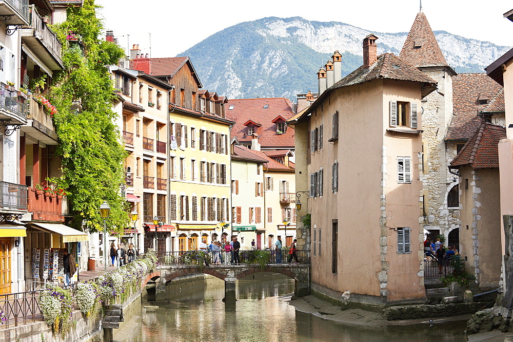 A view of the old town of Annecy, Haute-Savoie, France, Europe