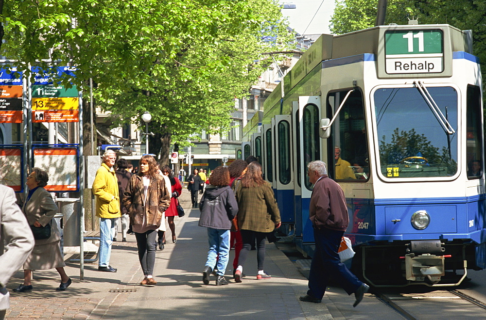 Tram, Bahnhof, Zurich, Switzerland, Europe