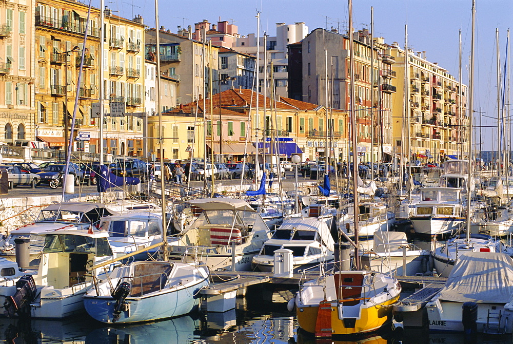 The harbour, Nice, Cote d'Azur, Alpes-Maritimes, Provence, France, Europe