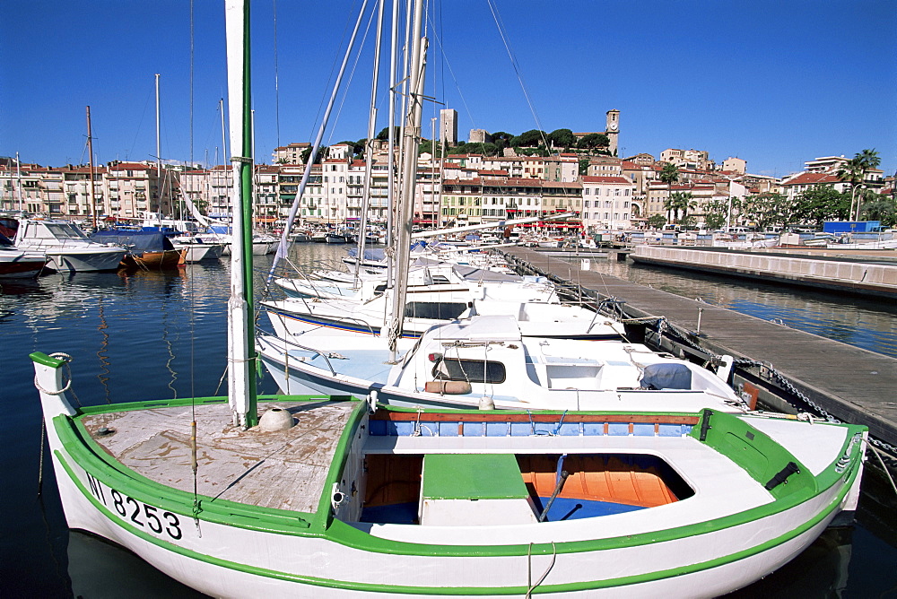 Le Suquet and harbour, old town, Cannes, Alpes-Maritimes, Cote d'Azur, French Riviera, Provence, France, Mediterranean, Europe