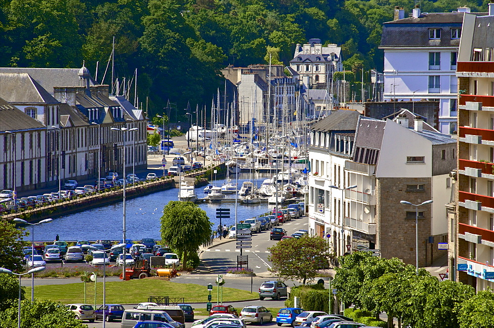 Harbour and basin, Down town, Morlaix, Finistere, Brittany, France, Europe 