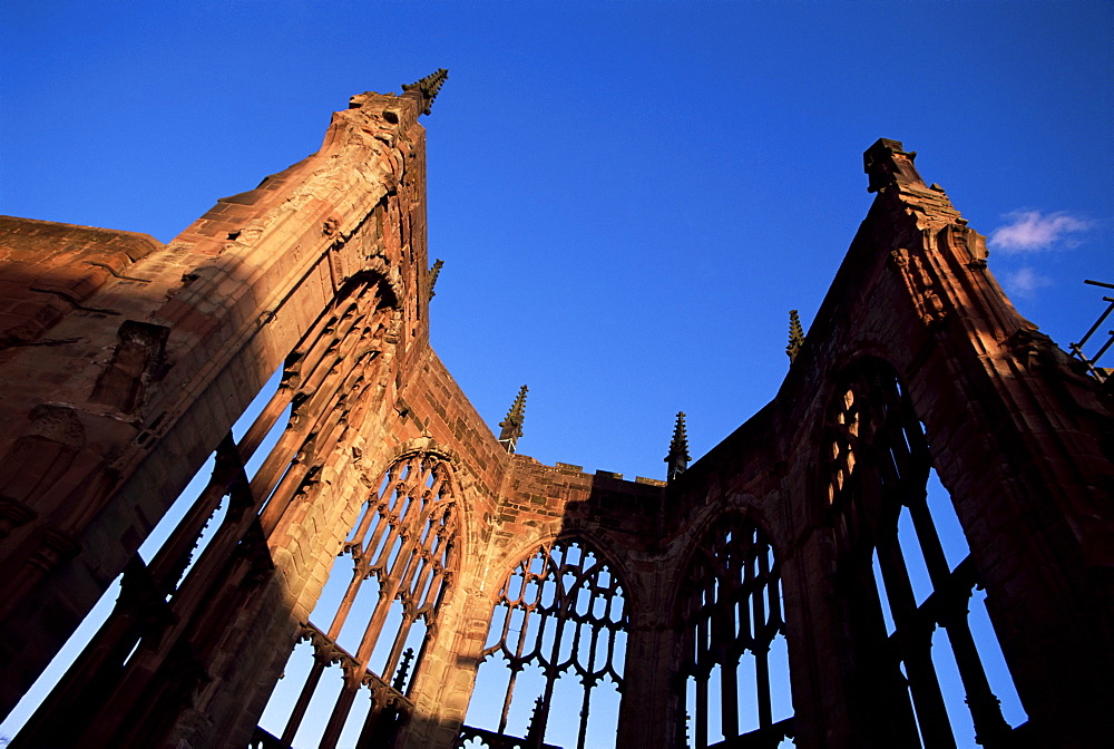 Cathedral ruins in evening light, Coventry, West Midlands, England, United Kingdom, Europe