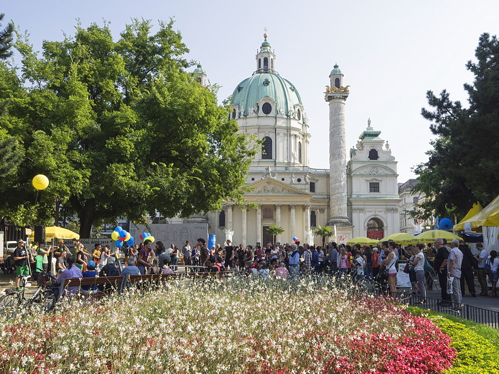 Buskers Festival at St. Charles' Church (Karlskirche), Resselpark, Karlsplatz, Vienna, Austria, Europe