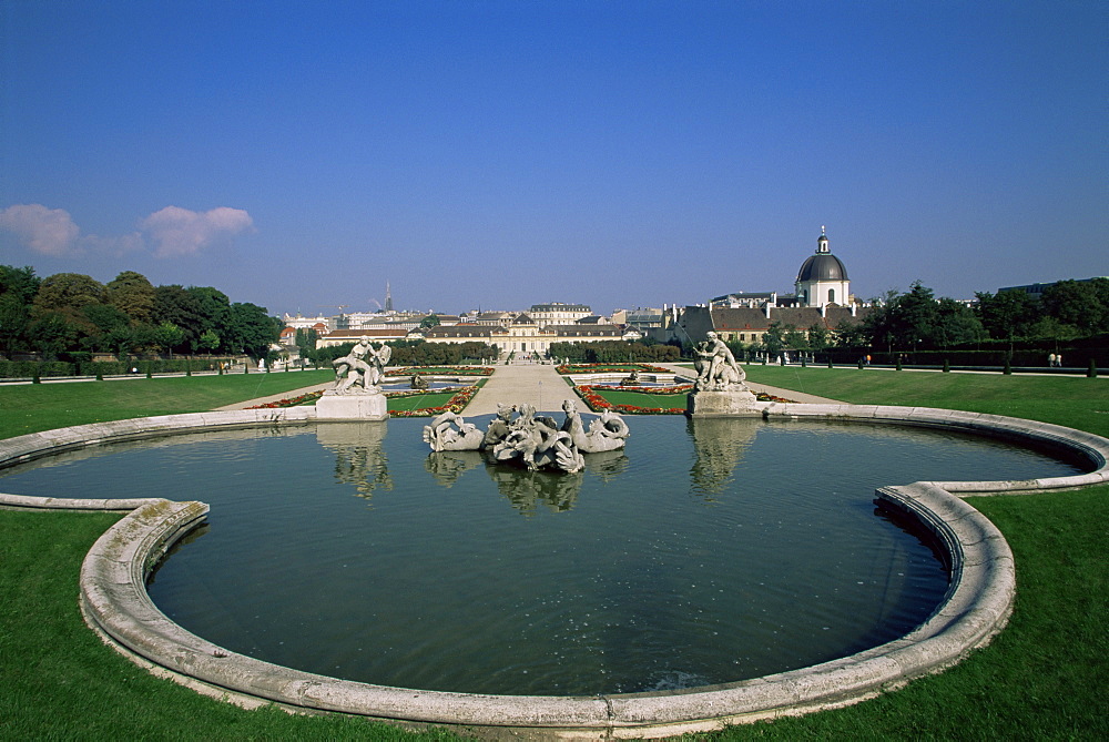 Lower Belvedere with pond, Vienna, Austria, Europe