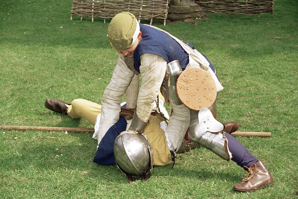 Re-enactment of medieval combat, Wars of the Roses Society, Worcester, England, United Kingdom, Europe