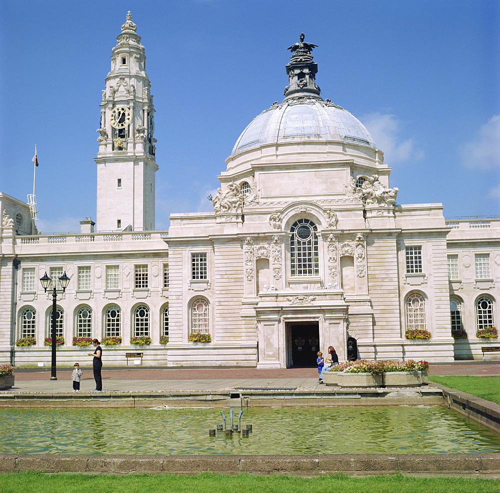 City Hall, Cardiff, Wales, United Kingdom, Europe